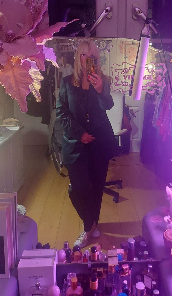 20251120_1721066878107565626870129